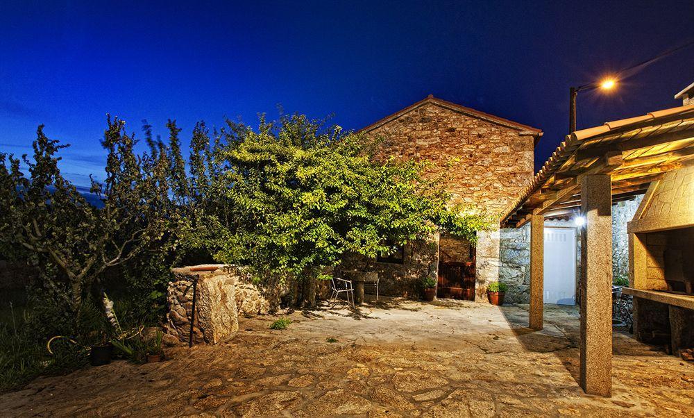 Гостьовий будинок Casa Castineira Мушія Екстер'єр фото
